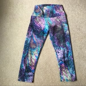 Capri style Onzie leggings.
